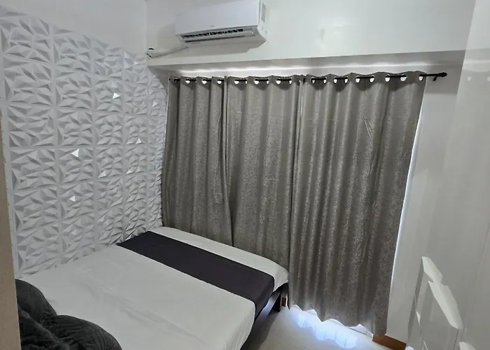 Rosie's Spot At South Residences Pinas Manille
